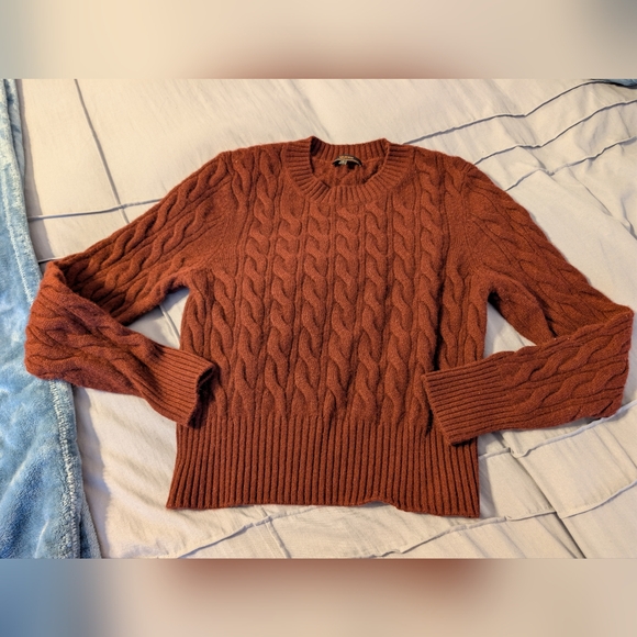 Quince 100% Mongolian Cashmere Shrunken Cable Crew Neck Sweater Rich Burgandy L - Picture 2 of 8